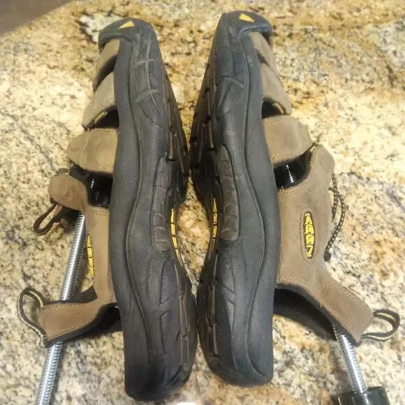 Keen Men Shoe Newport H2 Size 11M Brown Athletic Sport Sandal Hiking Walking